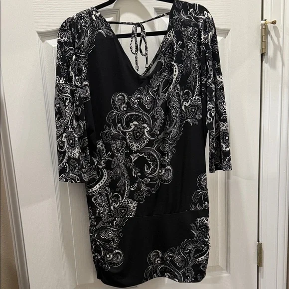 White House Black Market Black and White Paisley Dress - Picture 3 of 3